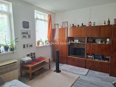 Eladó családi ház Budapest