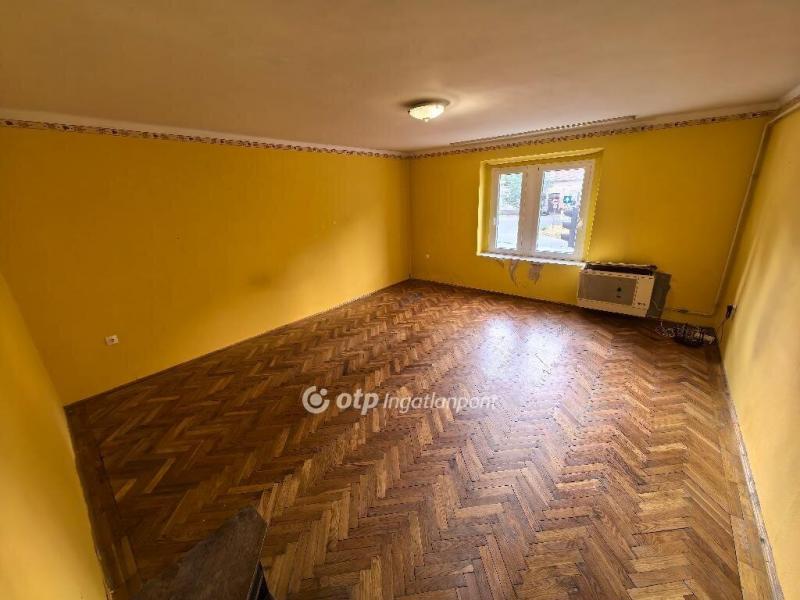 Eladó lakás Debrecen