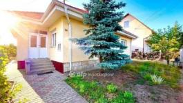 Eladó családi ház Debrecen