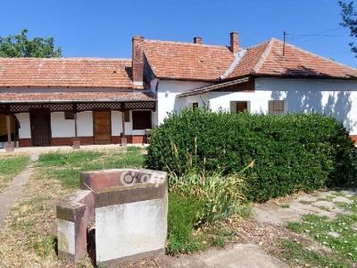 Eladó családi ház Abádszalók