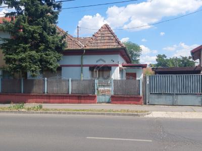 Eladó családi ház Budapest
