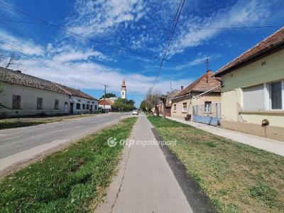 Eladó családi ház Magyarbánhegyes