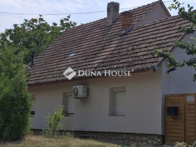 Eladó családi ház Siklós