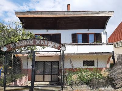 Eladó családi ház Kecskemét