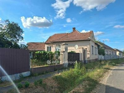 Eladó családi ház Nagykereki
