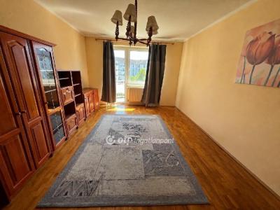 Eladó lakás Győr