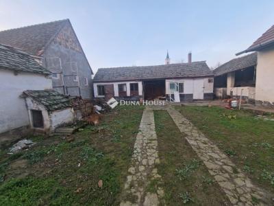 Eladó családi ház Lánycsók