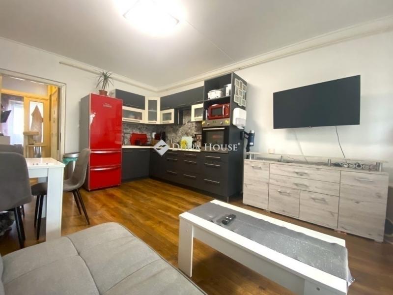 Eladó lakás Pécs