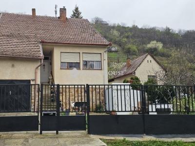Eladó családi ház Pécs