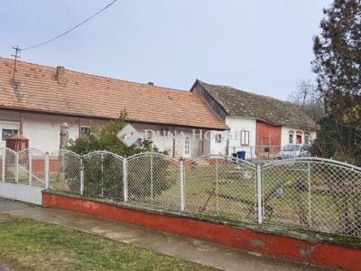 Eladó családi ház Geresdlak