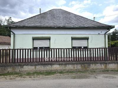 Eladó családi ház Tiszaföldvár