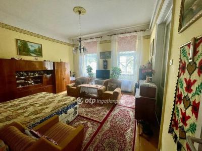 Eladó családi ház Budapest