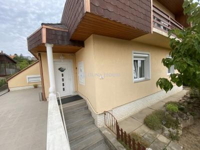 Eladó családi ház Pécs