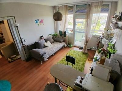 Eladó lakás Dunakeszi