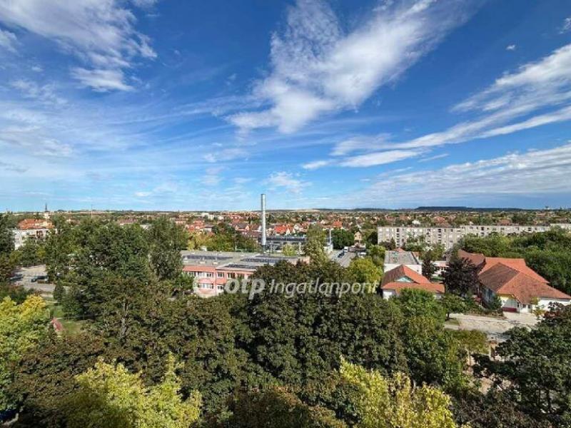 Eladó lakás Dunakeszi