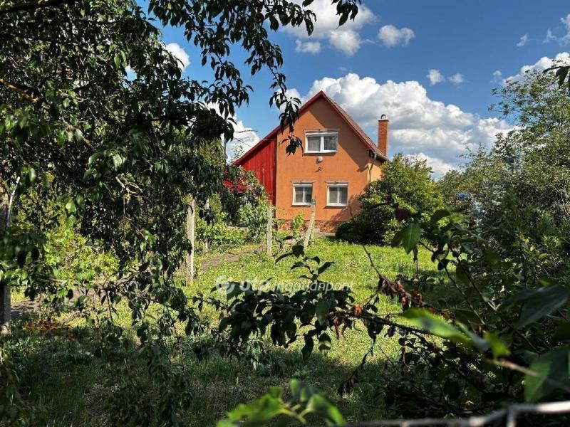 Eladó családi ház Orosháza