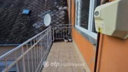 Eladó lakás Pápa