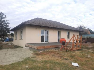 Eladó ikerház Dabas
