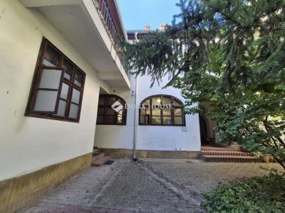 Eladó lakás Pécs