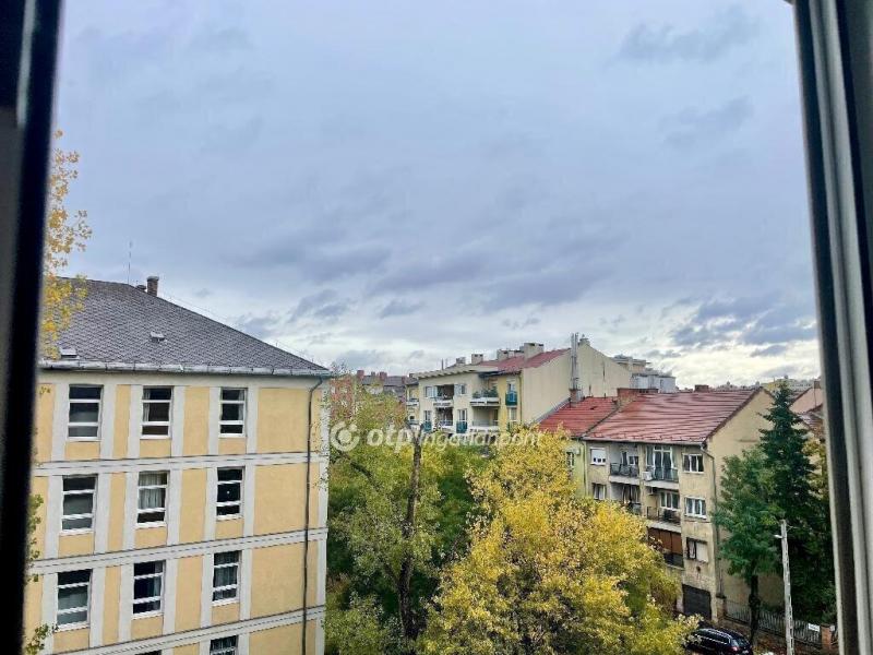 Eladó lakás Budapest