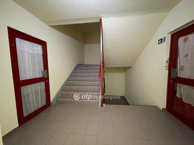 Eladó lakás Debrecen