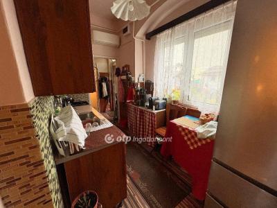 Eladó lakás Debrecen