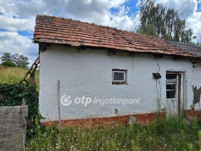 Eladó családi ház Vámospércs