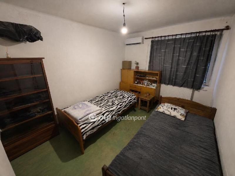 Eladó családi ház Hajdúsámson