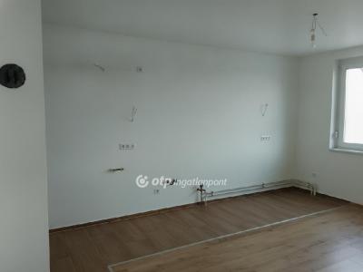 Eladó sorház Dorog