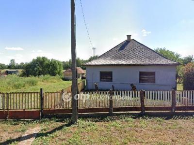Eladó családi ház Tiszakanyár