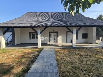Eladó családi ház Ságvár