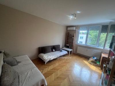 Eladó lakás Szeged
