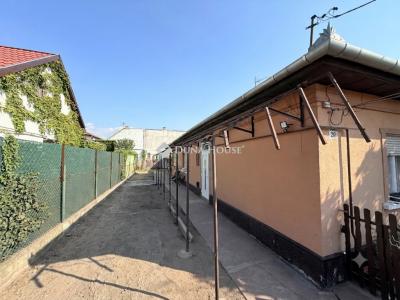 Eladó családi ház Budapest
