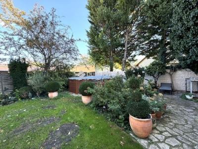 Eladó családi ház Budapest