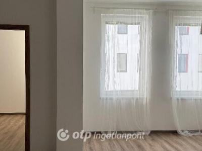 Eladó lakás Biatorbágy
