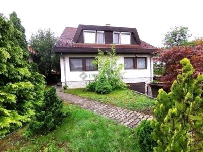 Eladó családi ház Budapest