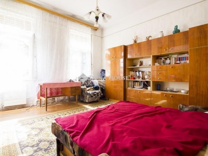Eladó családi ház Budapest