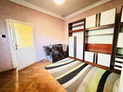 Eladó családi ház Esztergom