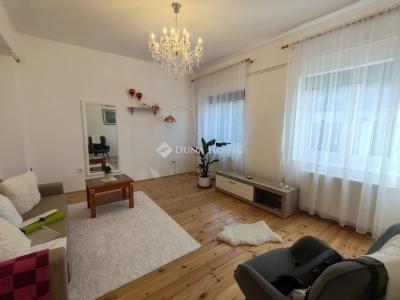 Eladó családi ház Budapest