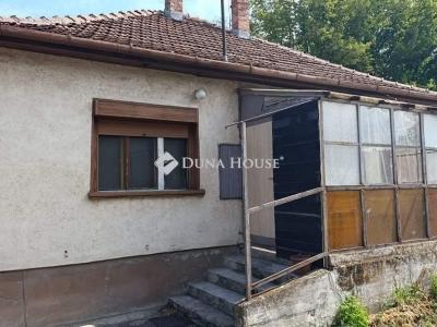 Eladó családi ház Fót