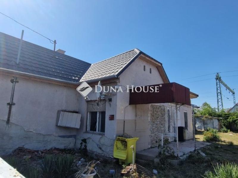 Eladó családi ház Balatonboglár