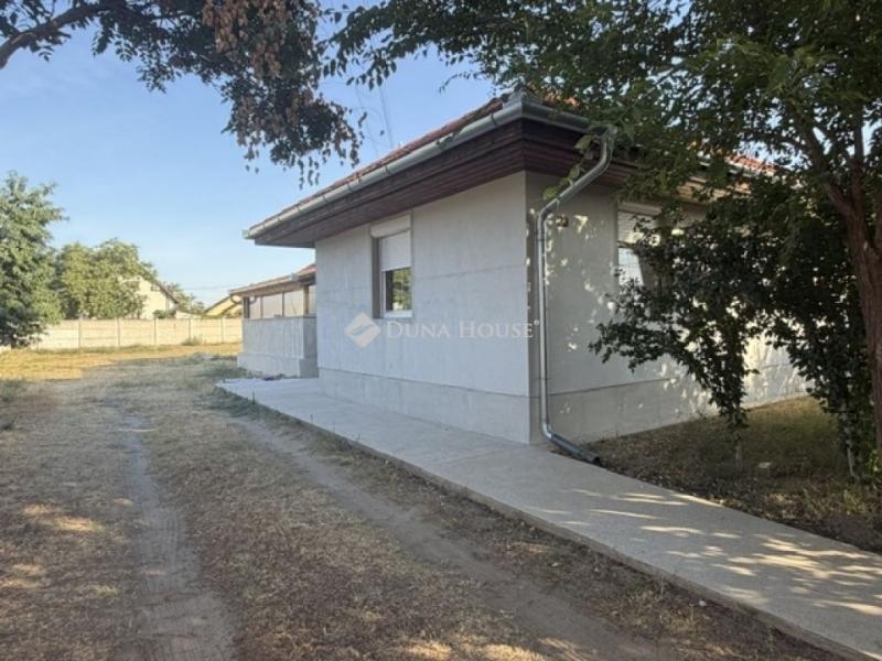 Eladó családi ház Pilis