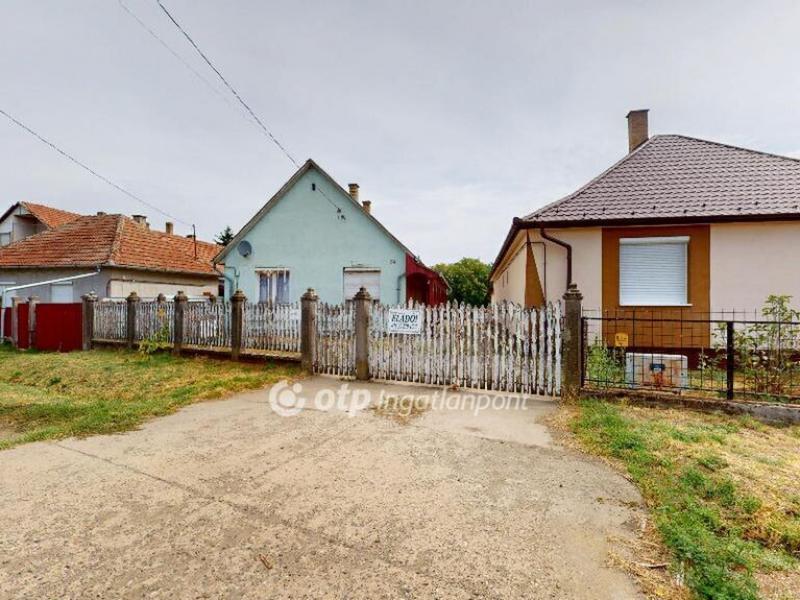 Eladó családi ház Ópályi