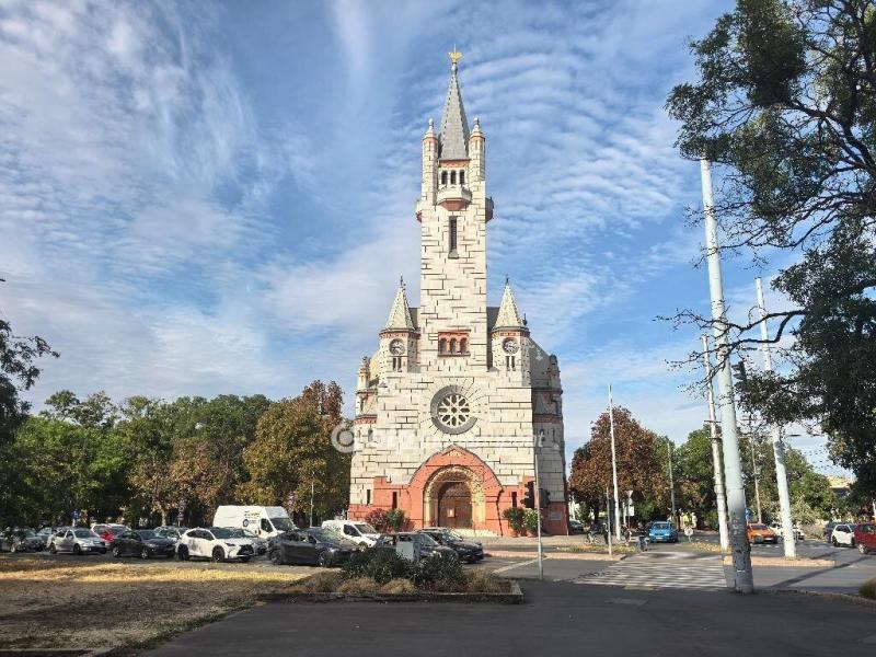 Eladó lakás Debrecen