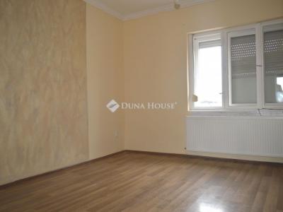 Eladó családi ház Debrecen