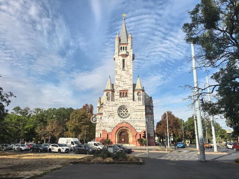 Eladó lakás Debrecen