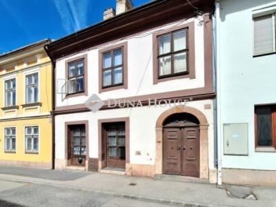 Eladó lakás Győr