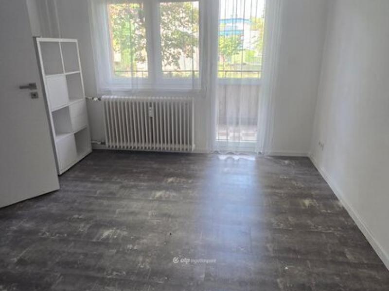 Eladó lakás Mosonmagyaróvár