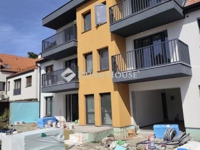 Eladó lakás Kecskemét