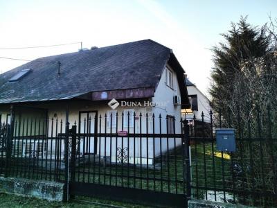 Eladó ikerház Jászapáti